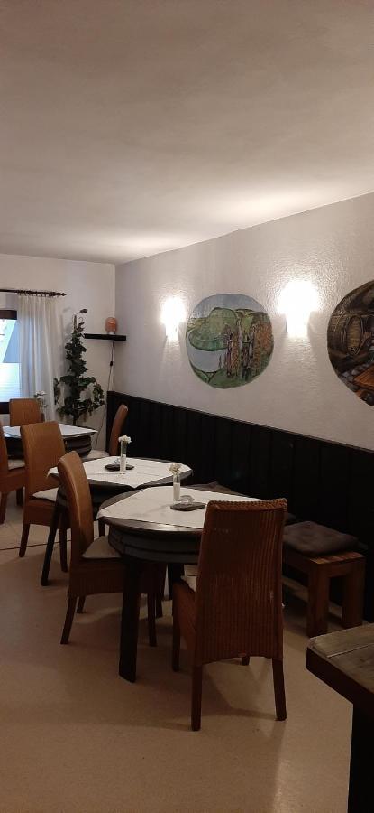 Gaestezimmer Elly Dostert Trittenheim Exterior photo